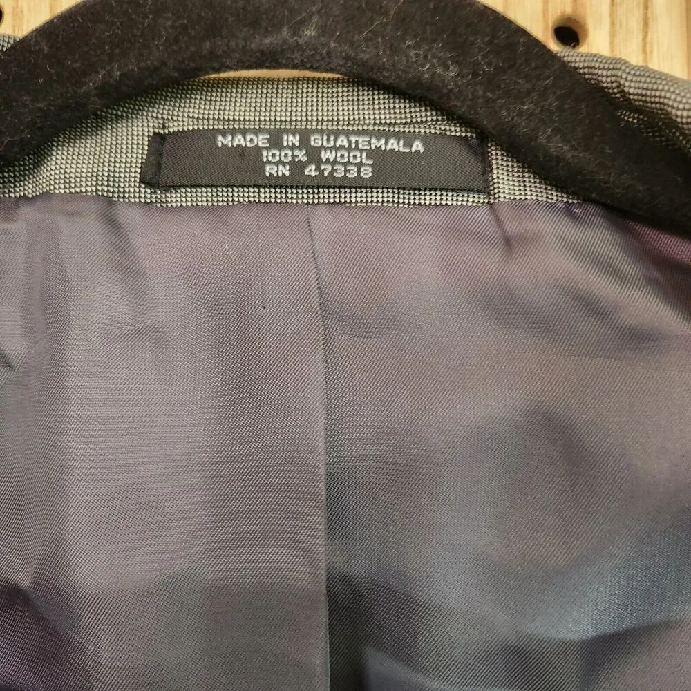 Jones New York Mens Suit Jacket Golden Twist Imported Fabric 100% Pure Wool Gray